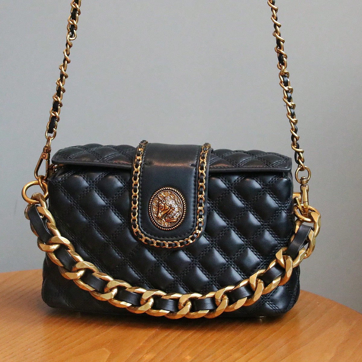 Stylish Solid-color High-end Diamond-quilted Crossbody Bag THRU7