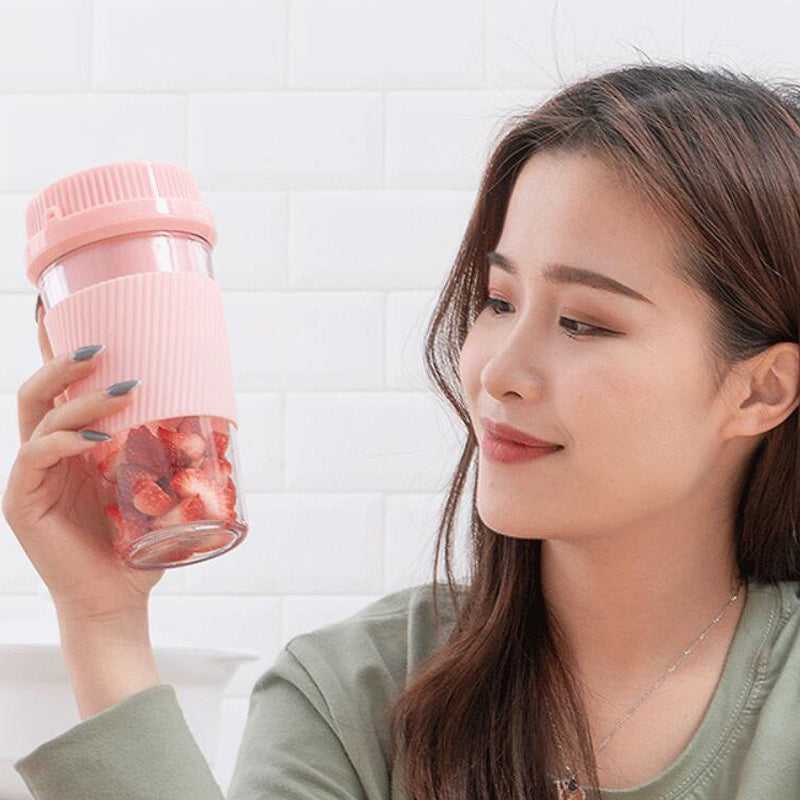Portable Blender USB Charging Mini Household Electric Juicer Fruit Juicer THRU7