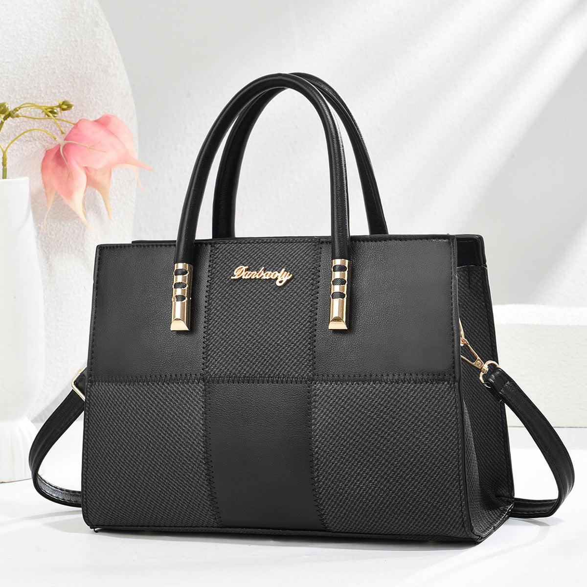 New Stylish Large-capacity Womens Tote Bag With A Bold Color-block Patchwork Design THRU7