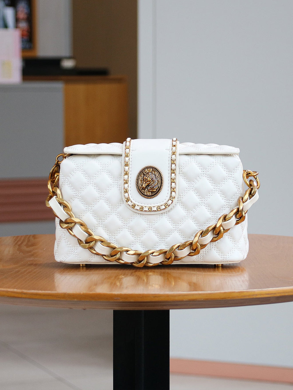 Stylish Solid-color High-end Diamond-quilted Crossbody Bag THRU7