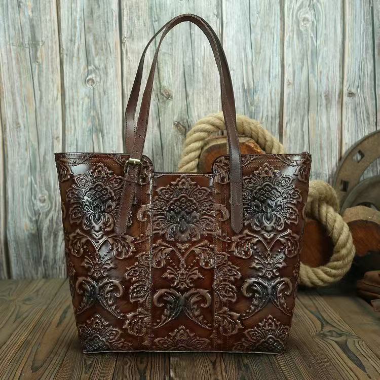 Vintage Embossed Full-Grain Leather Large-Capacity Tote Bag THRU7