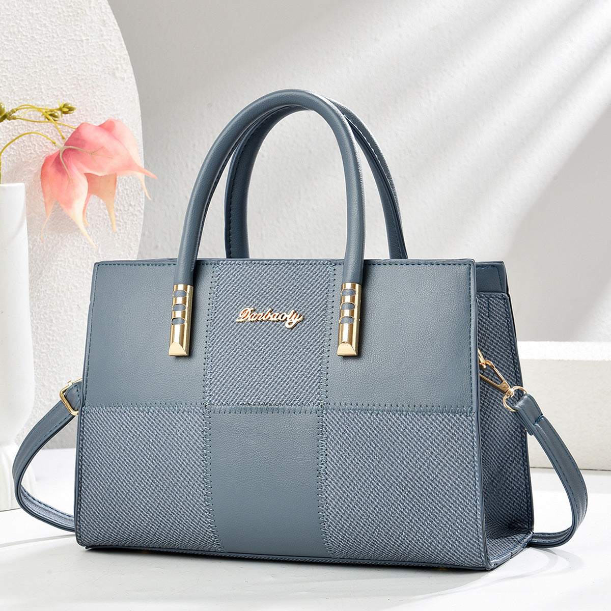 New Stylish Large-capacity Womens Tote Bag With A Bold Color-block Patchwork Design THRU7