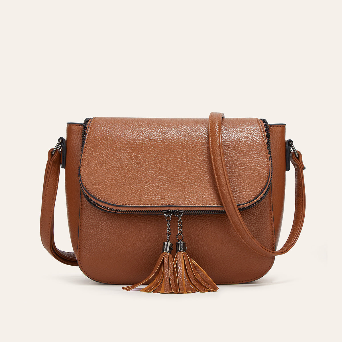 European And American-style Fashionable Flip-top Saddle Bag With Tassels THRU7