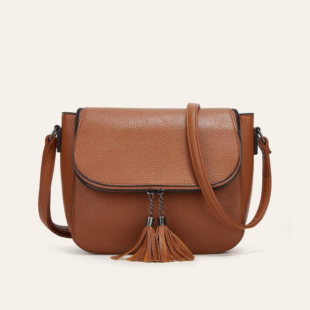 European And American-style Fashionable Flip-top Saddle Bag With Tassels THRU7