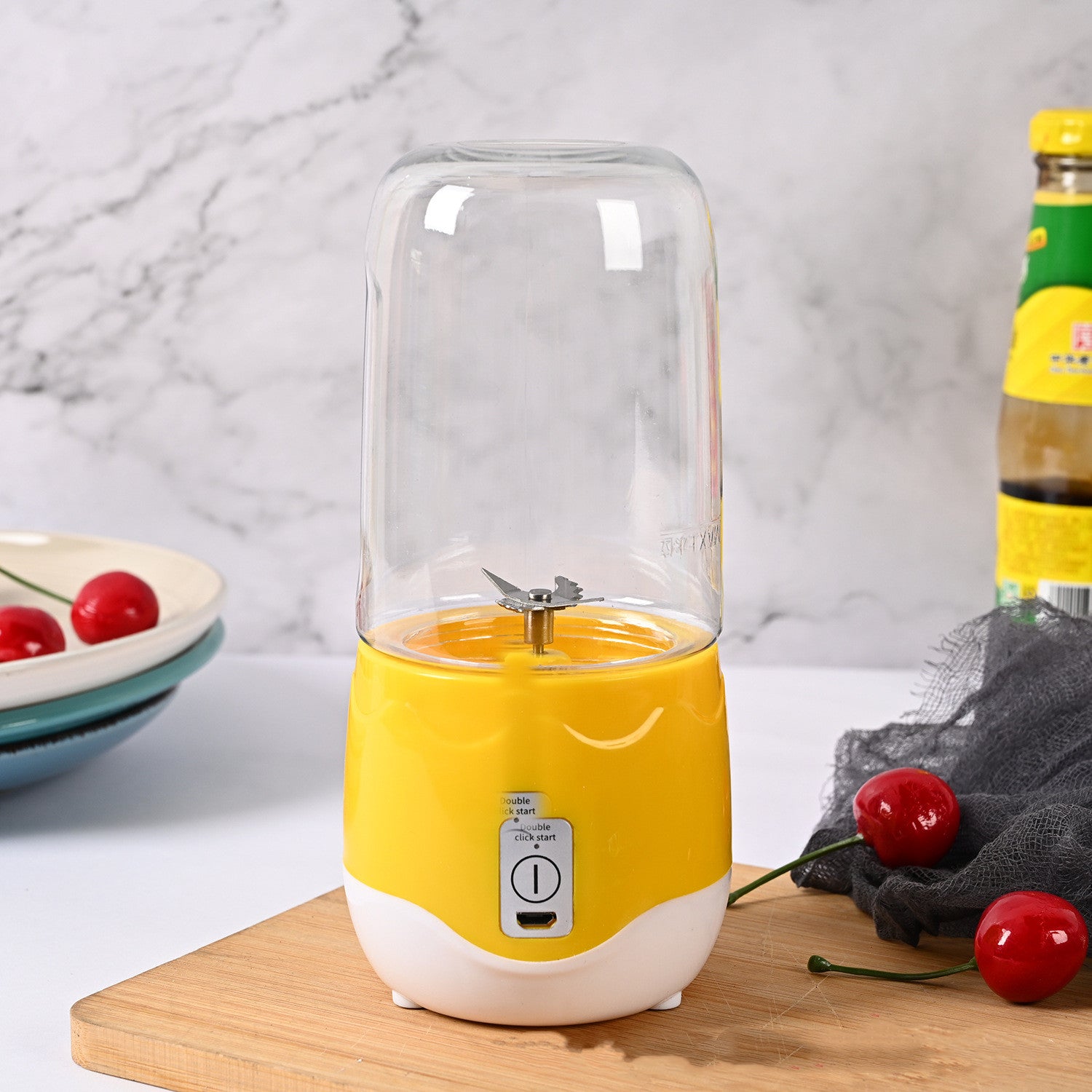 Portable Blender Home Mini Fruit Juicing Cup Kitchen Gadgets THRU7