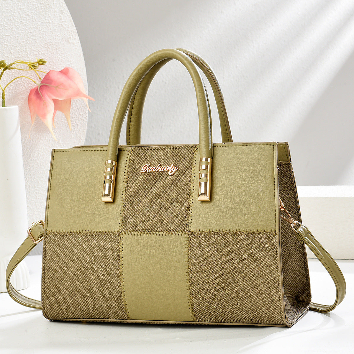 New Stylish Large-capacity Womens Tote Bag With A Bold Color-block Patchwork Design THRU7