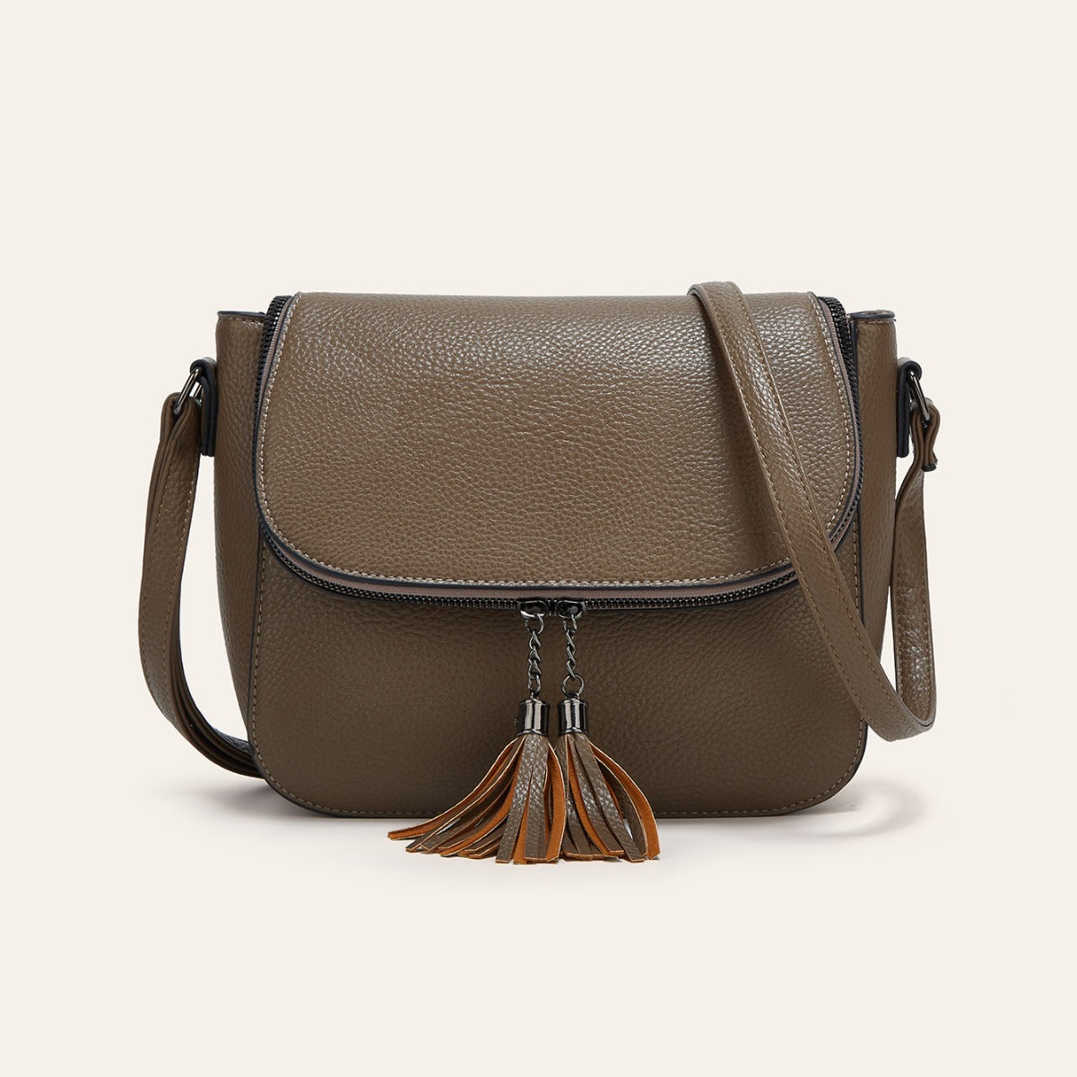 European And American-style Fashionable Flip-top Saddle Bag With Tassels THRU7
